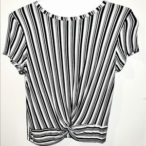 Rue 21 Striped Short Sleeve Shirt with Knot